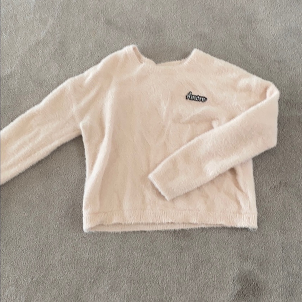 Light pink fluffy “amore” cropped sweater